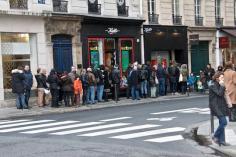 What Parisians Line Up For - I loved this post on a favorite blog, Olive Oil & Lemons. Dina talks about what she saw local Parisians lining up for on a recent trip to Paris - "Poilane gets a line up, as do Eric Kaiser bakeries, Pain Sucré in the Marais and Ble Sucré in the 12th."