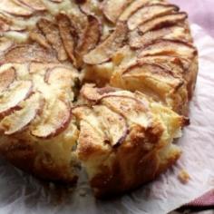 Apple yogurt tea cake