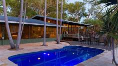 Mt. Borradaile-NW Arnhemland-Davidson's Arnhemland Safari Lodge. Ecolodge en prachtige omgeving met meren en grotten (rotstekeningen ed)