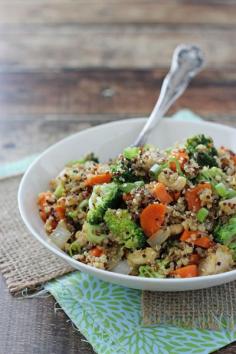 CITRUSY QUINOA CASHEW CHICKEN AND BROCCOLI