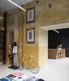 Geszeft in Katowice, Poland / photo by Anna Domańska