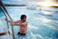 Sydney-Swimming among Icebergs. Lijkt me niks!