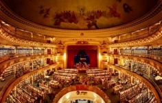 Buenos Aires needs an exclamation point next to its name! I recently spent a full week in the South American capital and left wanting more. The wide boulevards, green parks, French-inspired architecture, late-night dancing, custom leather shops, and delectable dishes combined to deliver an exhilarating travel adventure.