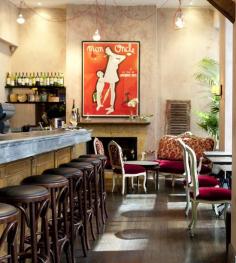 Part of the Vue de Monde empire, Bistro Vue is as pretty as a Parisian picture, paying particular attention to the nuances of French cuisine. Dining options abound at this popular Melbourne restaurant.