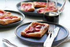 balsamic white wine strawberry tarts