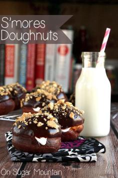 S’MORES DOUGHNUTS