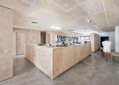Blackwood Street Bunker by Clare Cousins Architects / Shared Office Space in Melbourne | www.yellowtrace.c...