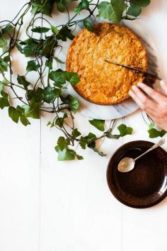 Toscakaka − Nordic Caramel Almond Cake