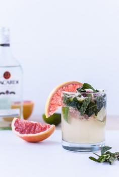 Grapefruit Mojitos