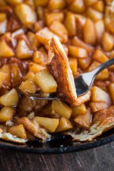 Souffle Pancake with Cinnamon Apples