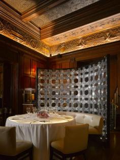 The New York Palace Hotel redesigned by BAMO (rooms and suites, towers lobby), BBG-BBGM (bar, tavern and lounge), Champalimaud (lobby, lobby lounge, bar), Jeffrey Beers Interantional (restaurant) :: Villard Michel Richard restaurant