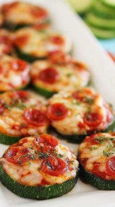 grilled zucchini pizza bites....