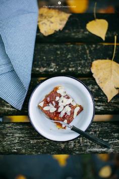 
                        
                            Carrot, banana and orange morning treat  / Marta Greber
                        
                    