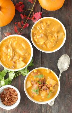 Slow Cooker Spicy Pumpkin Chicken Corn Chowder