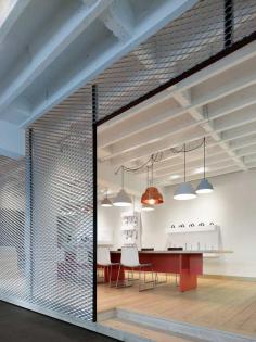 
                        
                            Movet Office Loft by Alexander Fehreer | www.yellowtrace.c...
                        
                    