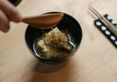 
                        
                            Simon Denton’s Nama Nama Becomes Kappo - Broadsheet.  Bento box cafe Nama Nama has turned into an elegant Japanese restaurant, Kappo, serving a pared-back chef-selection menu of mountain vegetables, seafood and very little red meat
                        
                    