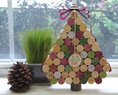 
                    
                        #DIY Wine Cork #Christmas Tree
                    
                