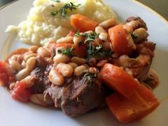 
                    
                        Healthy Osso Bucco with Thyme - This would have to be one of the simplest recipes to make, requiring only a few ingredients, but also one of the most delicious.  #dinner
                    
                