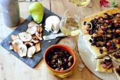 oven pear crisps with goat cheese!