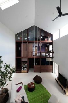 
                        
                            House with Empty Lot by ONdesign | www.yellowtrace.c...
                        
                    