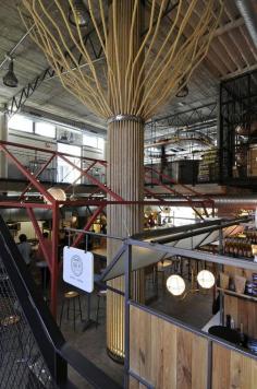 
                        
                            Mercado San Ildefonso — Malasaña, Madrid
                        
                    