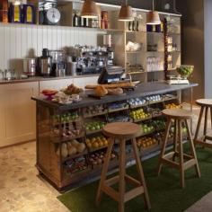 
                    
                        The Folly Bar&Restaurant_London
                    
                