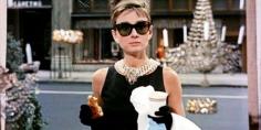 
                        
                            The "Breakfast at Tiffany's" Townhome Is Now on the Market -Cosmopolitan.com
                        
                    
