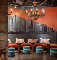 color ofc retial design Starbucks-15th-Avenue-Coffee-Tea-Shop-Seatle-111