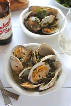 Beer-Steamed Clams