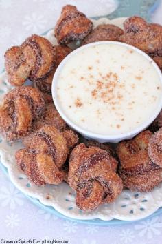 Easy Cinnamon Roll Knots