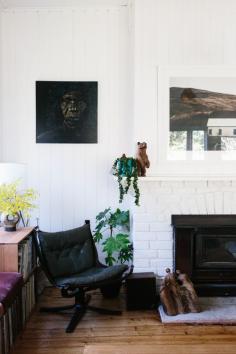 
                        
                            DesignSponge Sneak Peeks
                        
                    