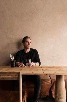 mesa contínua / mesas separadas 2 Copyright Nicholas Gurney