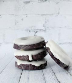 baked blueberry doughnuts