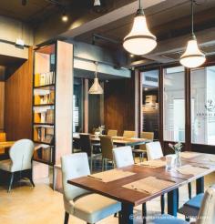 
                    
                        The Library by Water Library - สุขุมวิท | รีวิวร้าน | ข้อมูลร้าน
                    
                