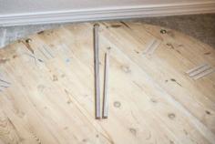 
                    
                        Wall Decor! How To Make a Giant Wall Clock | diyready.com/...
                    
                