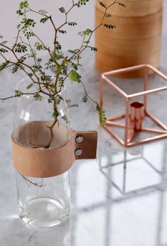 
                    
                        pretty glasswork by hübsch..
                    
                