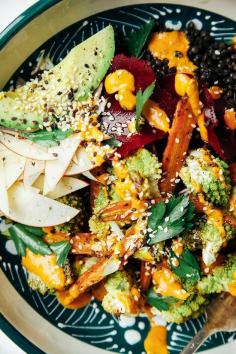 
                    
                        HEALTHY VEGGIE AND LENTIL BOWL WITH GOJI GINGER TAHINI CREAM
                    
                