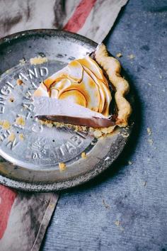 
                    
                        Chocolate and Amaretto Pudding Pie
                    
                