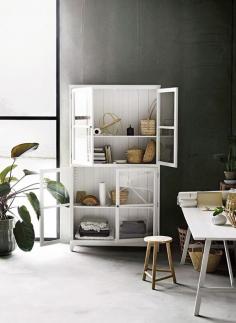 
                    
                        B L O O D A N D C H A M P A G N E
                    
                