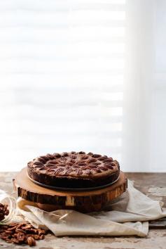 
                    
                        Nutrition Stripped | Sweet Potato Pecan Pie | www.nutritionstri...
                    
                