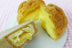 
                    
                        The Newest Gari-Gari Kun Popsicle is Filled Just Like a Cream Puff #food trendhunter.com
                    
                