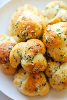 Easy Garlic Parmesan Knots - Damn Delicious