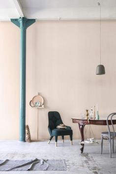 
                    
                        B L O O D A N D C H A M P A G N E
                    
                