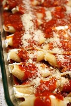 
                    
                        This is a fascinating look at over 50 families' food budgets and how they handle it. Many recommend freezer cooking to save. How are you doing? Lots of ideas.
                    
                