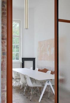 
                    
                        Famous by Architecten De Vylder Vinck Taillieu | Yellowtrace
                    
                