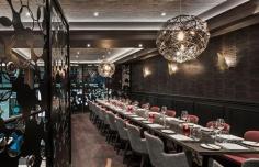 
                    
                        Sumptuous, Yet Intimate Design Scheme Exhibited by M Restaurant in London
                    
                