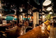 
                    
                        Hawksmoor Spitalfields Bar
                    
                