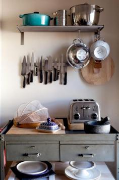 
                    
                        Postcard from Brooklyn house tour on insideout.com.au. Photographer: Emily Gilbert. Stylist: Emily Rickard
                    
                