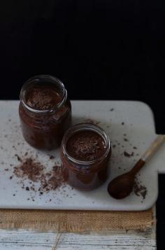
                    
                        Ananás e Hortelã: Mousse de Chia e Chocolate
                    
                