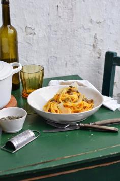 
                    
                        Ananás e Hortelã: Tagliatelle com Molho Cremoso de Abóbora
                    
                